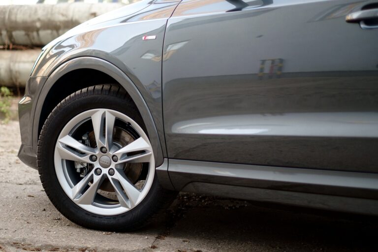 The Evolution of Car Navigation Systems: From GPS to Augmented Reality