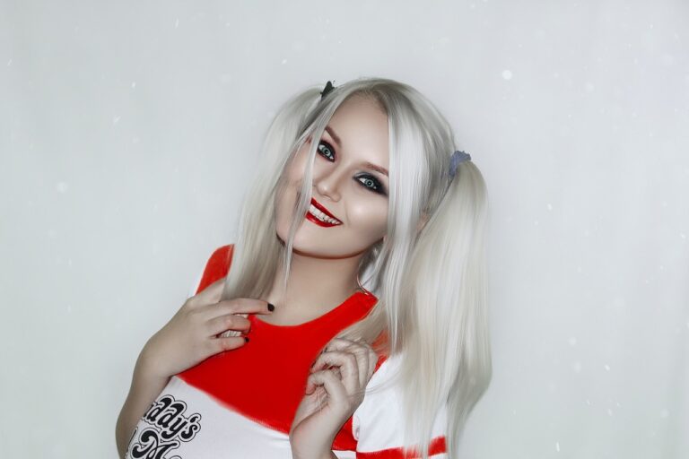 Fashion and AI Stylists: Machine Learning Algorithms for Personalized Fashion Advice